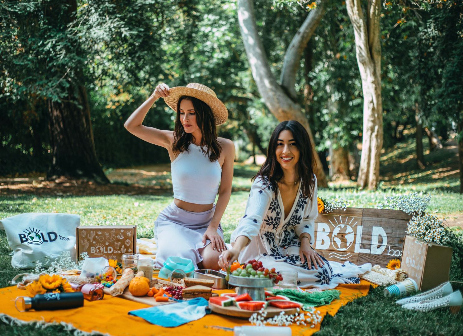 Kira Cahill And Olivia Dahan | Founders & Owners – SHOUTOUT LA